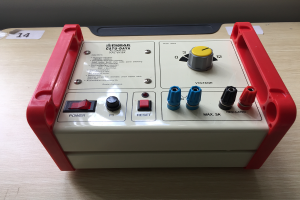 IDB-ICS-11 i. Regulated Power Suply DC