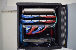IDB-MTH.B-01 Switch Hub 48 Port