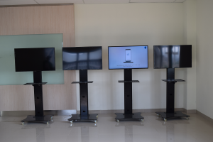 IDB-MTH.C-02 Monitor Display + Bracket